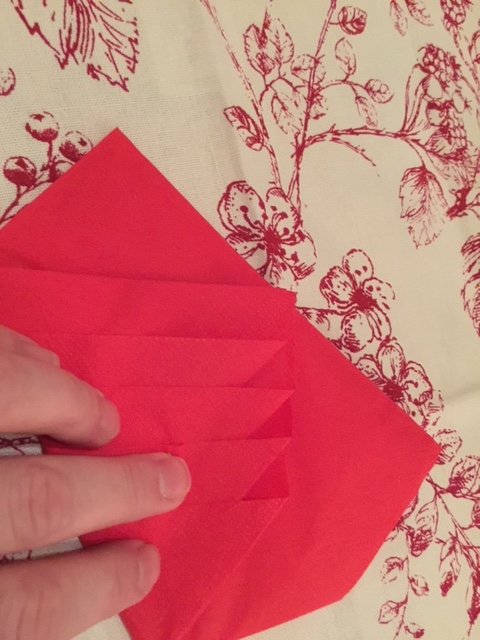 Christmas Tree Napkin Fold Tutorial | Scottish Mum